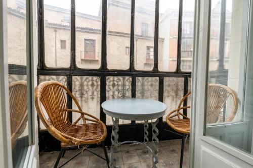 For You Rentals NEW Design Apartment TEMPORAL Puerta del Sol PRE104A