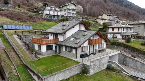 Το κτήριο όπου στεγάζεται  η παραθεριστική κατοικία