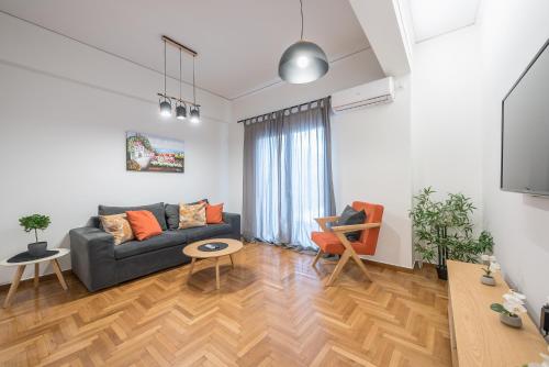 Airy 1BR by Flisvos Marina