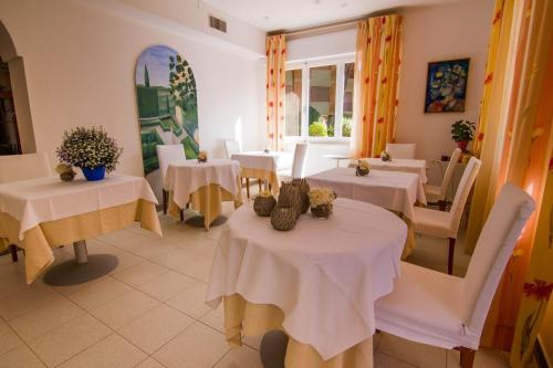 Posezení v ubytování Hotel Mirella