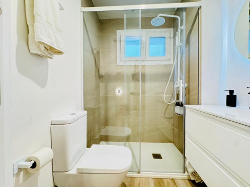 Ένα μπάνιο στο QE Apartments