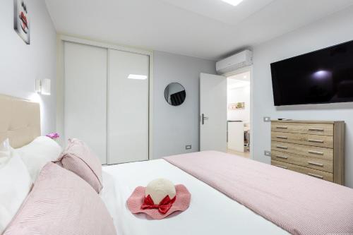 613 Garden City, heated POOL, AC and wifi photo 2