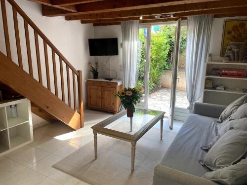 Et opholdsområde på Charming Bandol cottage