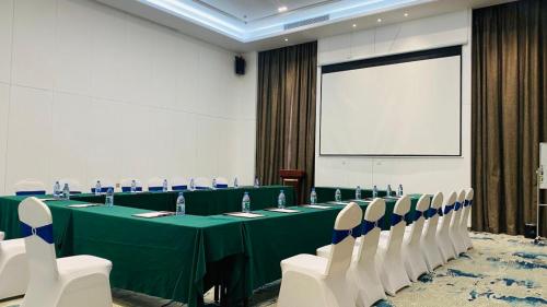Kawasan bisnes dan/atau bilik persidangan di Huizhou Hazens East Bay Resort