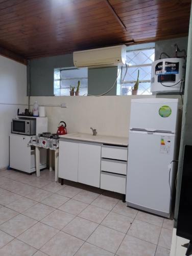 Dapur atau dapur kecil di Alojamiento El Centenario