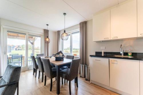 Dapur atau dapur kecil di Vakantiepark Wulpdal