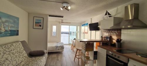 Appartement Vue Exceptionnelle sur la Mer, Piscine, Parking privé - Sur l'île des Pêcheurs photo 6
