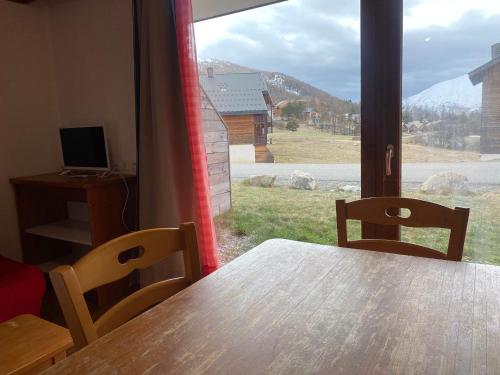Studio au rez-de-chaussée avec parking, animaux admis - FR-1-504-581