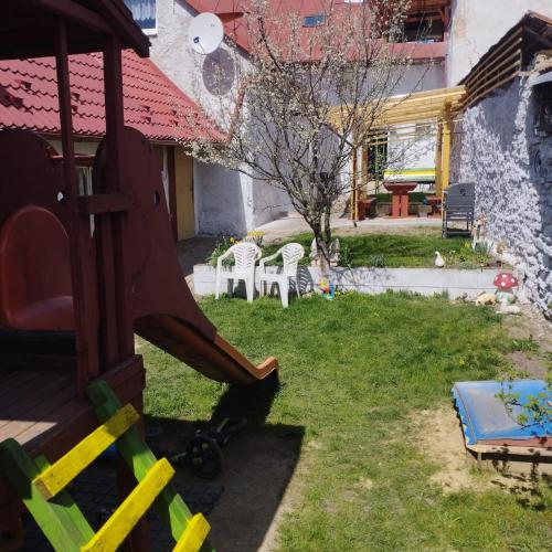 Κήπος έξω από το Apartmán Eva