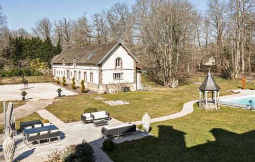 Suite Frênes Avec Piscine