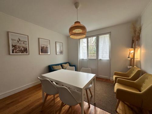 Photo de la galerie de l'établissement Los Angeles - Grand appartement, à Reims