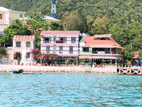 Φυσικό τοπίο κοντά σε αυτό το δωμάτιο σε οικογενειακή κατοικία