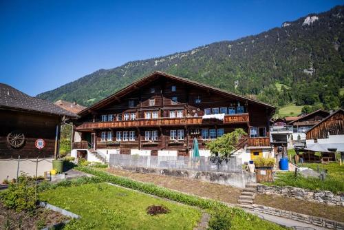 Imagen de la galería de Engel Ingold Lodge Chalet "Böhli", en Ringgenberg