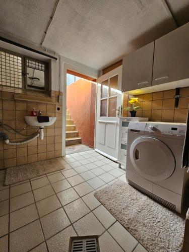 Dapur atau dapur kecil di Ferienhaus Süd Öhringen