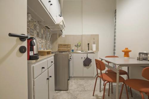 Hill House Lycabettus Stylish near Athens Center