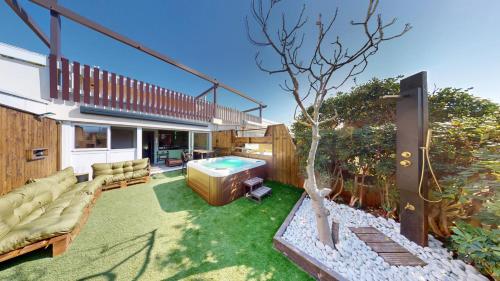 Villa Désir Village Naturiste Jardin et Jacuzzi