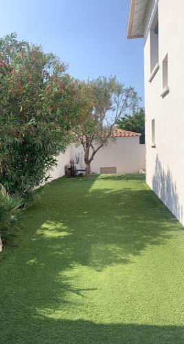 Photo de la galerie de l'établissement Villa avec piscine proche mer et colline, à Marseille
