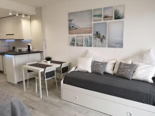 VIVE BENAL BEACH estudio vistas al mar 2318