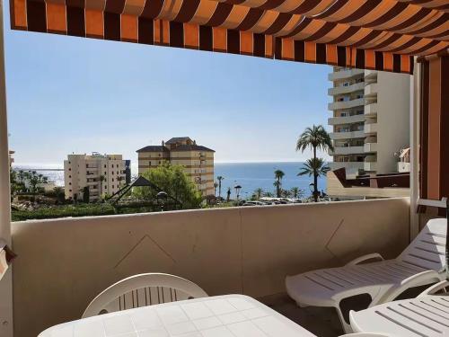VIVE BENAL BEACH estudio vistas al mar 2318