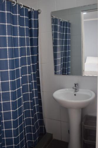 Ένα μπάνιο στο Hotel Flamingo