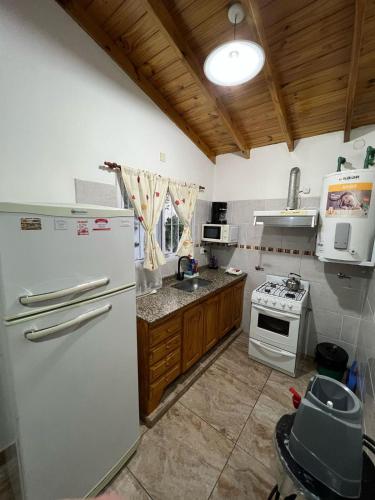Dapur atau dapur kecil di Complejo La Bonita