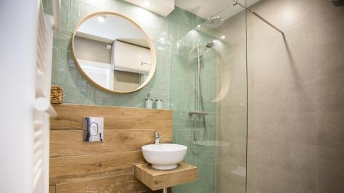Ένα μπάνιο στο Apartamenty Dębowe