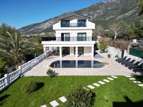 White Deluxe Villa Ölüdeniz