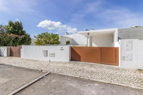 Lemon Tree Home