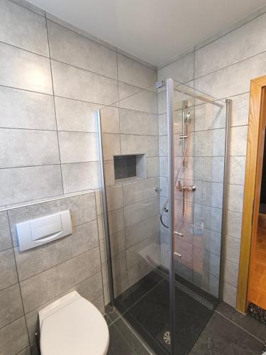 Ένα μπάνιο στο Apartment Stella