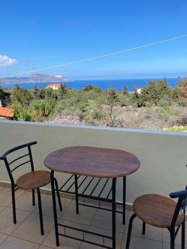 Jie's House in Countryside