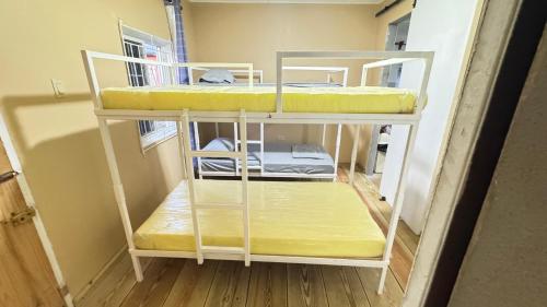 East palm estate hostel