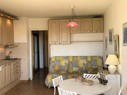 Photo de la galerie de l'établissement Résidence Héliopolis Bâtiment Ab - Studio Cabine 2 pers - Héliopolis Bât. AB MAE-2894, au Cap d'Agde