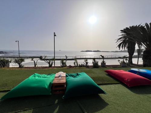 SEAVIEW AND SUNSET Modern Apartment