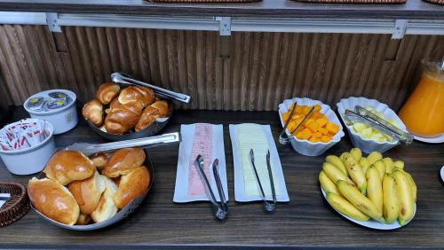Makanan di atau berdekatan inn ini