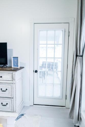 Luxury Golf Condo with Pool Access, near the Ocean and Broadway at the Beach, photo 17