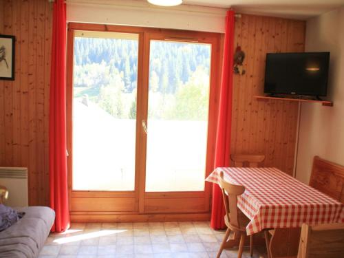 Apartment with private balcony