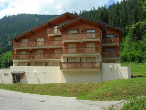 Apartment with private balcony