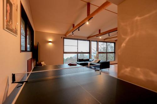 Hakone Hot Spring, A beautiful house that has been fully renovated in 2024 for one group per day!箱根温泉BBQ日の出を望む貸切邸宅贅沢を独り占め