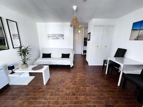 Studio Cabine Calme, Vue Canal, Proche Plage et Commerces