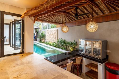 Gallery image of The Swan - Private Luxury Villa Suites 3 in Uluwatu