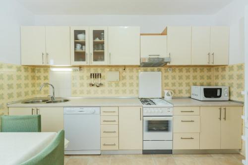 Kjøkken eller kjøkkenkrok på Apartment Šego