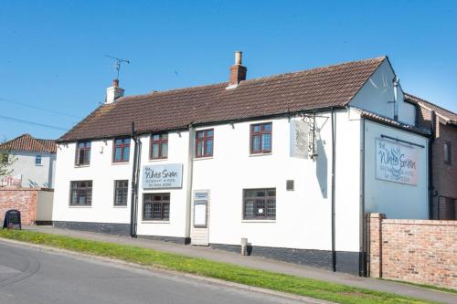 The building where the hotel is located 