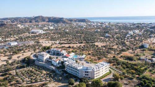 Hillside Studios & Apartments