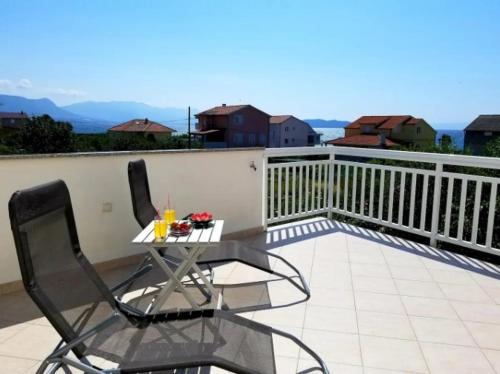 2min walk to the beach , Large SeaView terraces 2 Apts, BBQ, parking