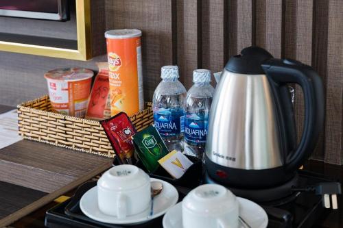 Принадлежности для чая и кофе в V Hotel Nha Trang