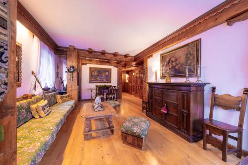 Cortina City Center Alpine Apartment with Private Garage photo 2