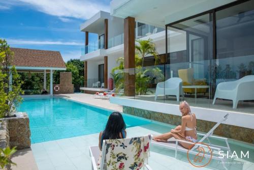 Bazén v ubytování Jungle Beach Villa Luxury 4 Br Seaview nebo v jeho okolí