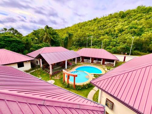 Bazén v ubytování CHIISAI NATSU RESORT nebo v jeho okolí