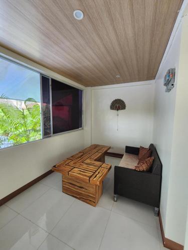 Μια τηλεόραση ή/και κέντρο ψυχαγωγίας στο paradise apartment