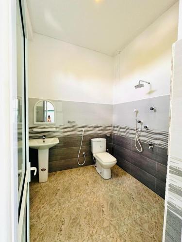 Un baño de Garden Beach Hotel